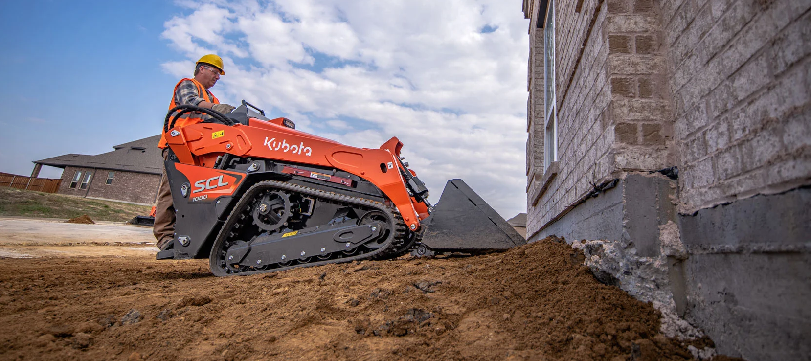 A Closer Look at the Kubota SCL1000: Features, Benefits, and Versatility