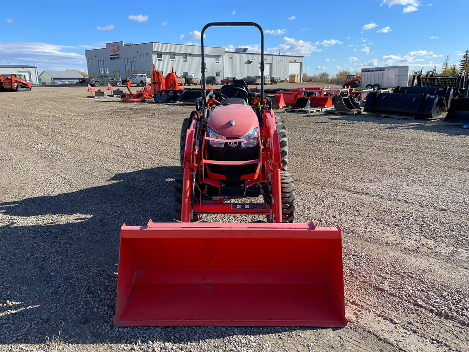2019 Kubota B2650HSD tractor, front