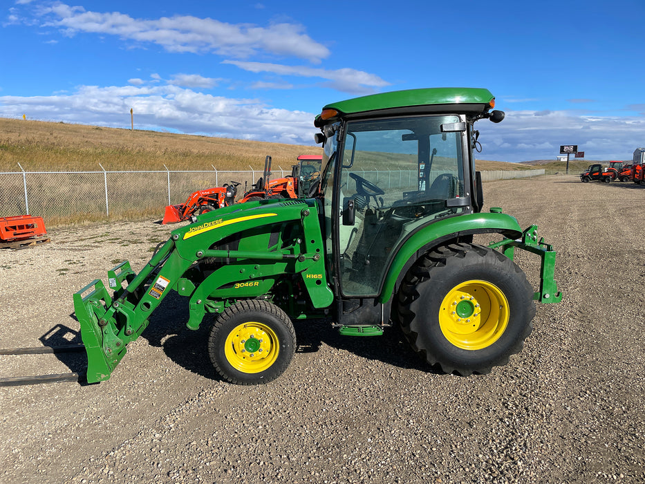 2017 John Deere 3046R, S# 1LV3046RLHH401524