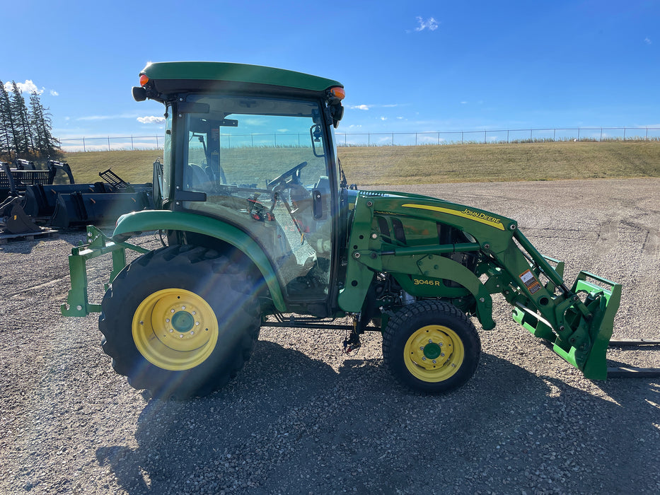 2017 John Deere 3046R, S# 1LV3046RLHH401524