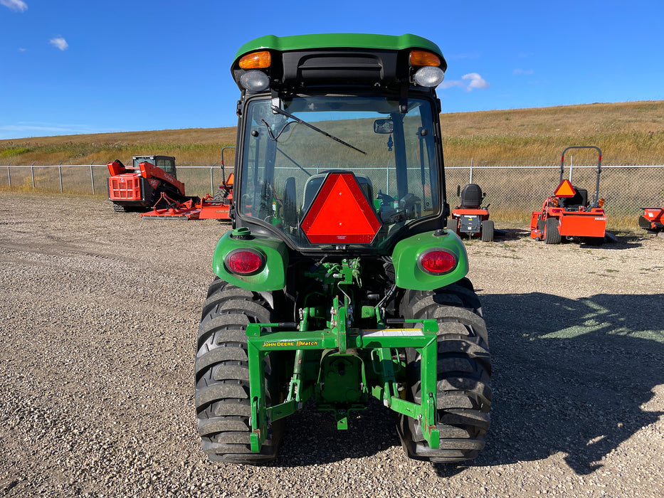 2017 John Deere 3046R, S# 1LV3046RLHH401524