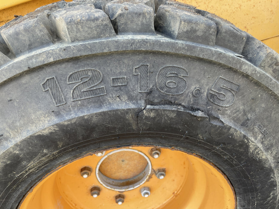 1997 Case 1845C skid steer with bucket