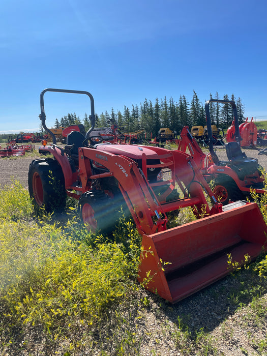 2009 Kubota L3240DT, S# 52276