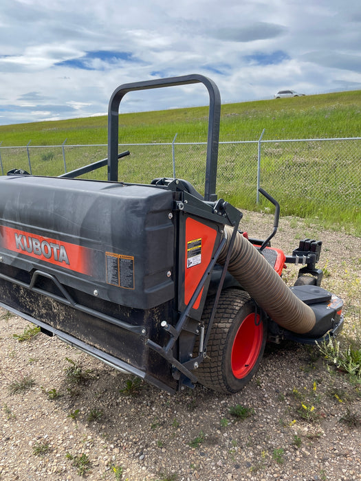 2016 Kubota ZD1211 Zero Turn Mower