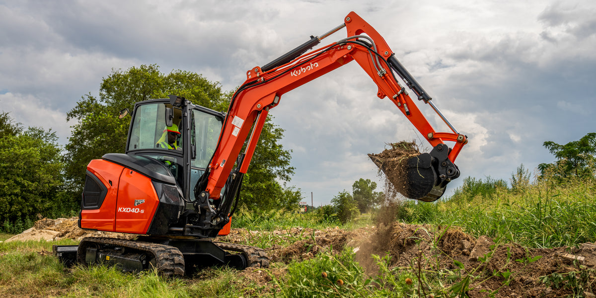 KX040-5– Grande Prairie Kubota