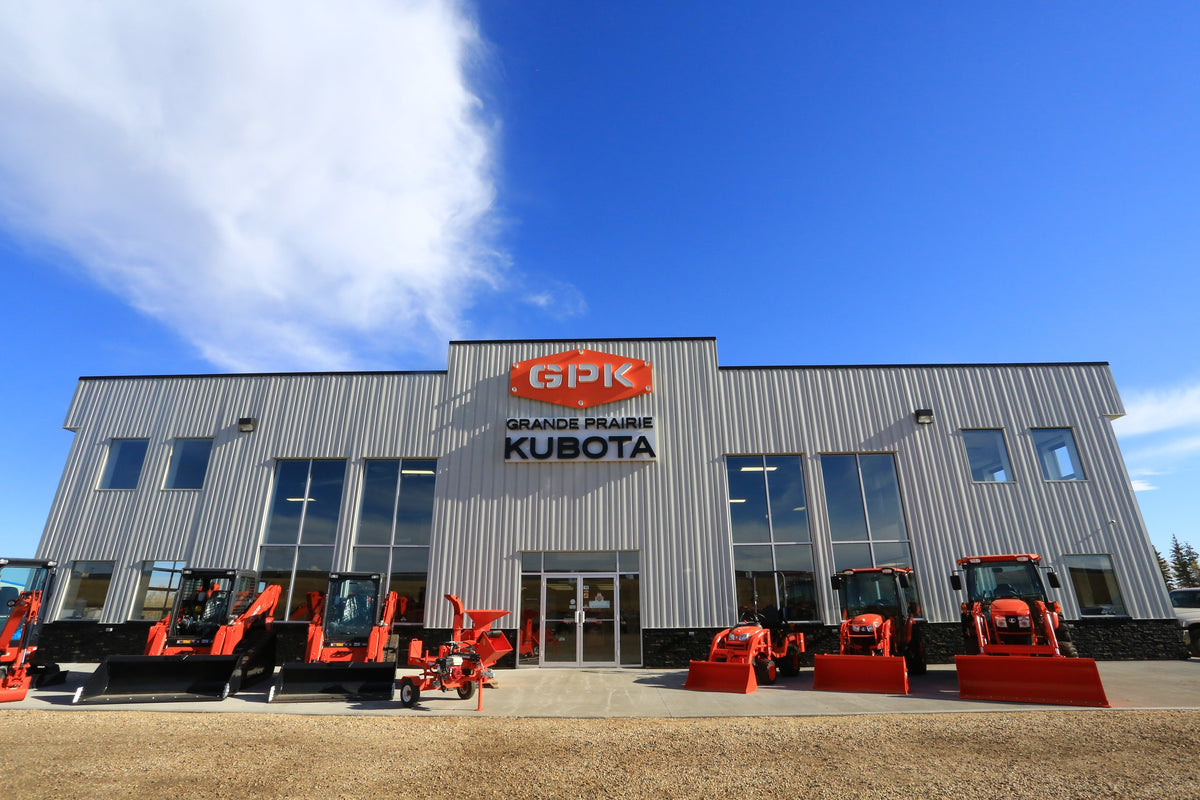 Grande Prairie Kubota's storefront in Sexsmith
