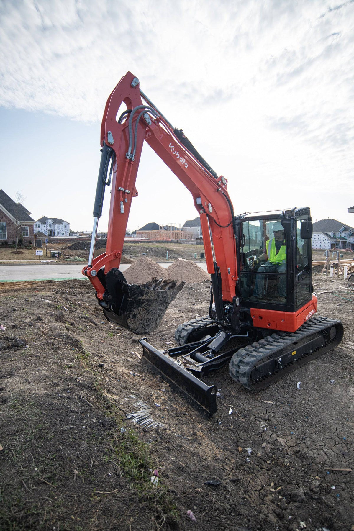 KX057-5 | Grande Prairie Kubota